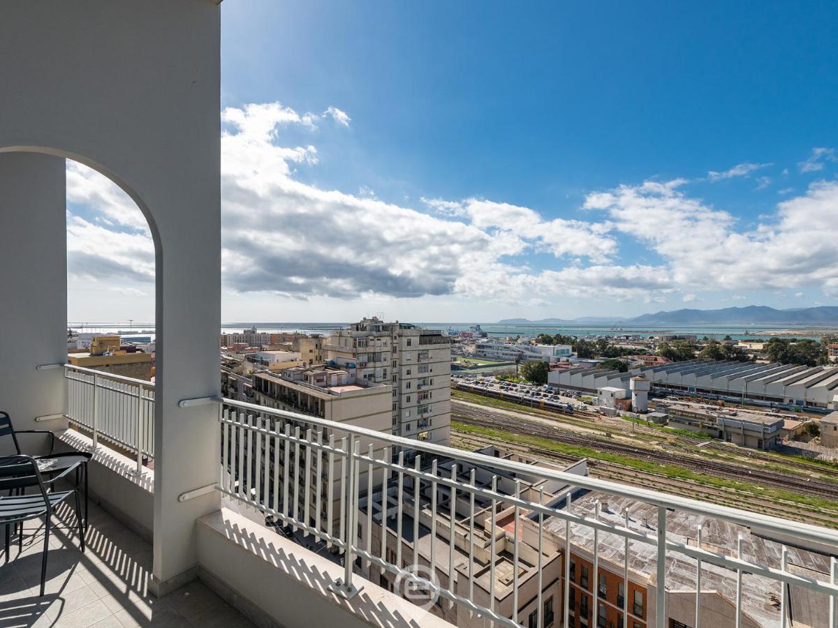Harbor View Apartment Cagliari Exterior photo
